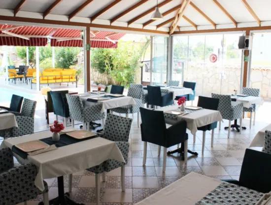 1 Double Yataklı Oda